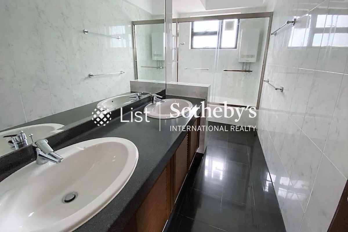 Manhattan Tower 曼赫頓大廈 | Guest Bathroom