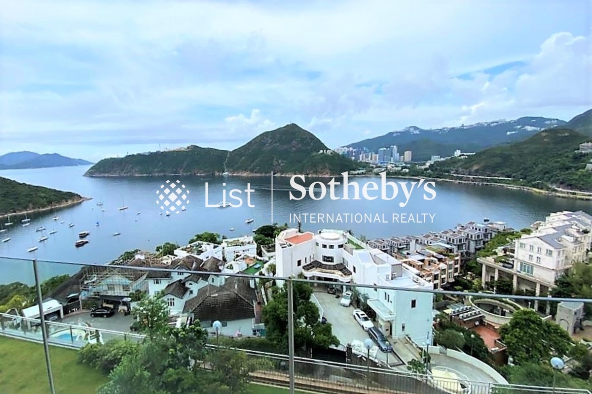 Manhattan Tower 曼赫頓大廈 | View from Living and Dining Room