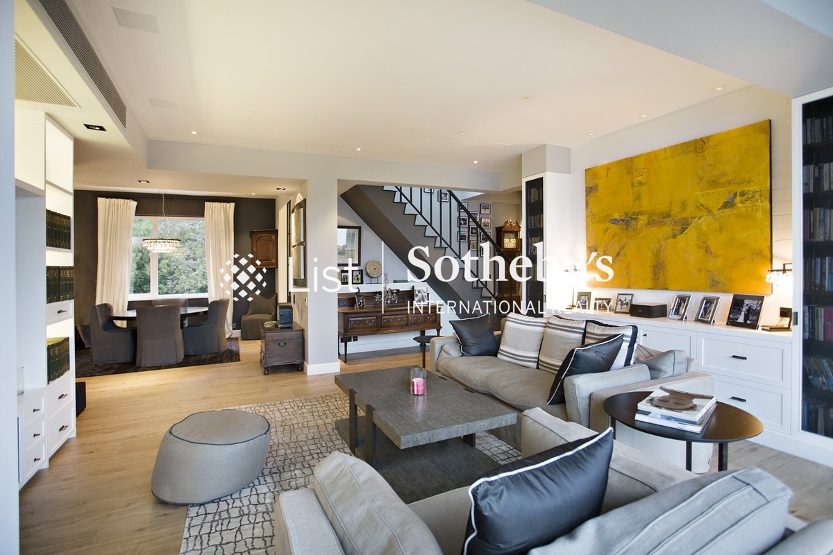 Villa Helvetia 雲濤別墅 | Living and Dining Room