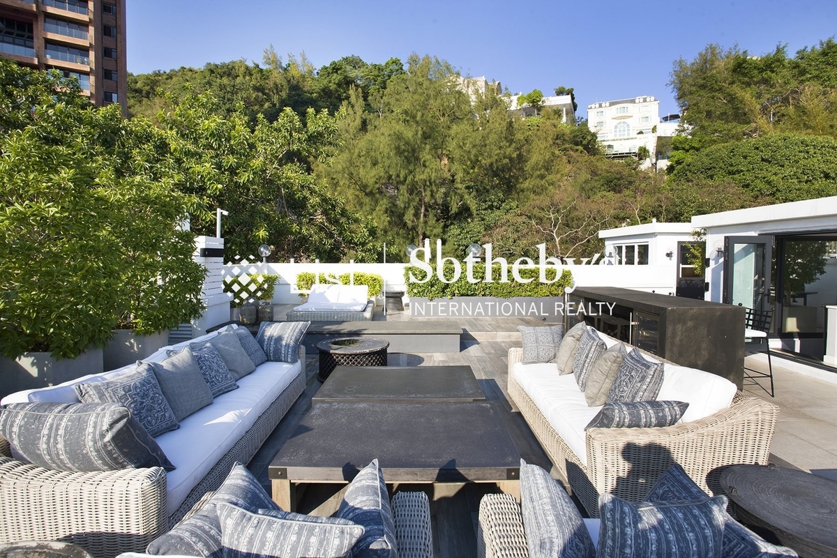 Villa Helvetia 雲濤別墅 | Private Roof Terrace