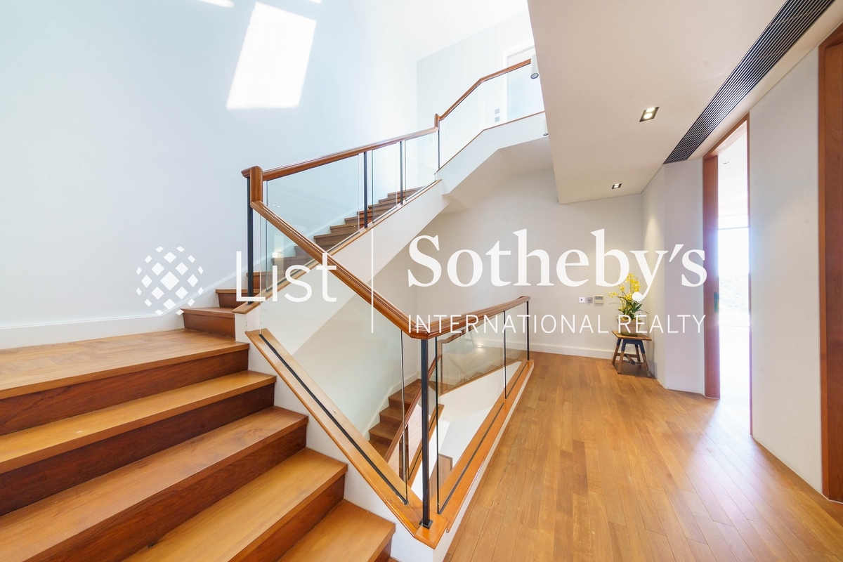 Overbays 浅水湾道71号 | Internal Staircase