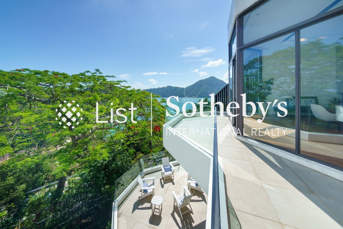Overbays 浅水湾道71号 | Balcony off Master Bedroom