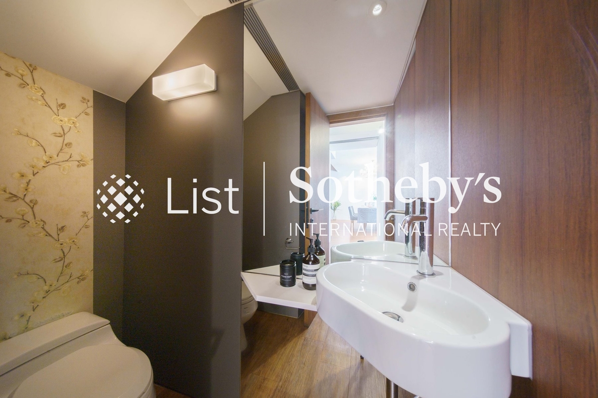 Overbays 浅水湾道71号 | Guest Powder Room