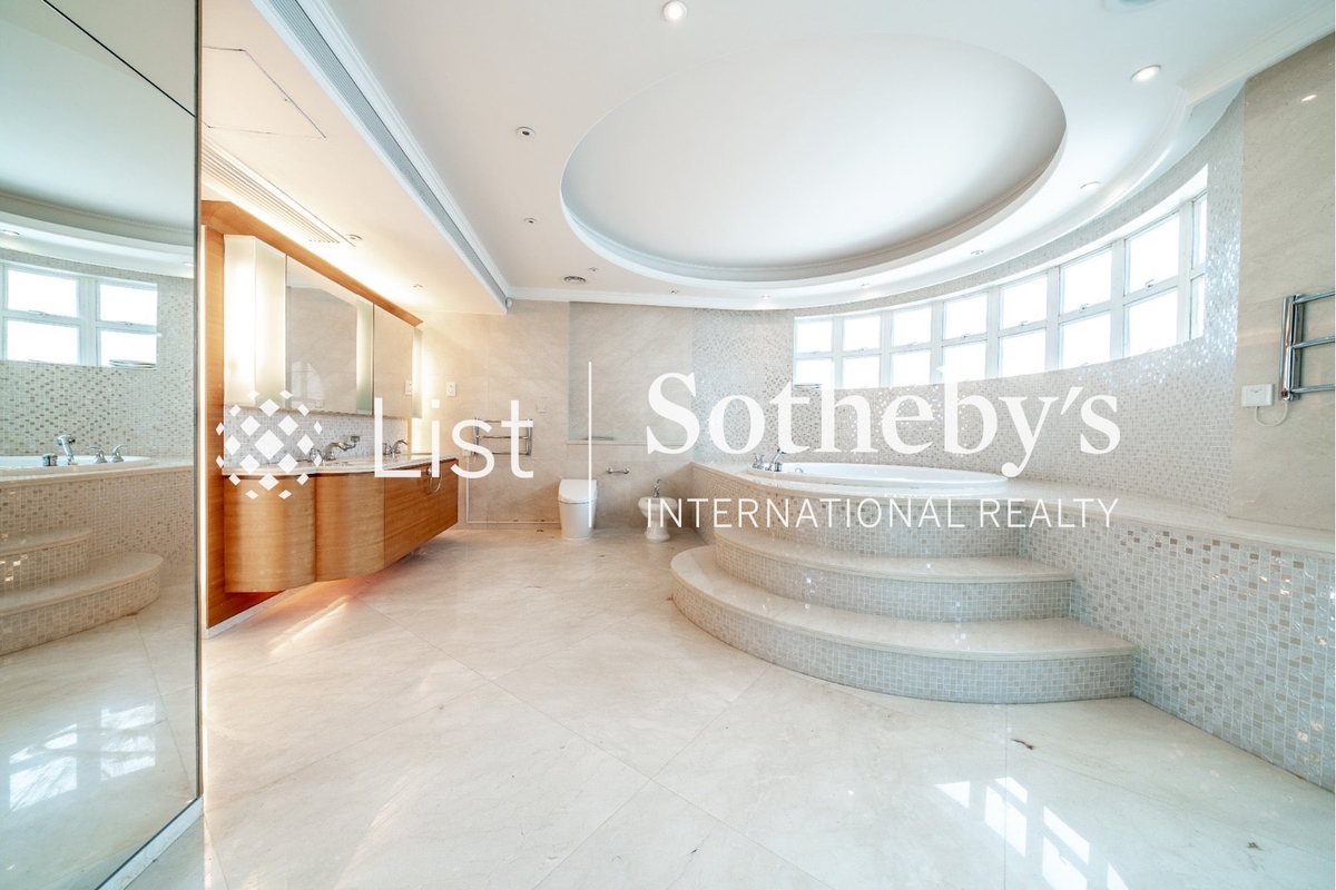 Circle Lodge 環翠園 | Master Bathroom