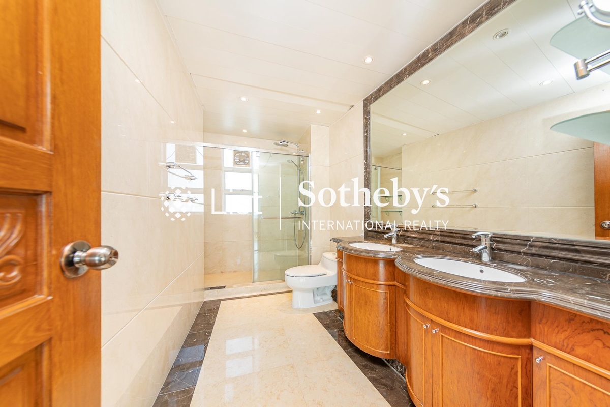 Circle Lodge 環翠園 | Master Bathroom