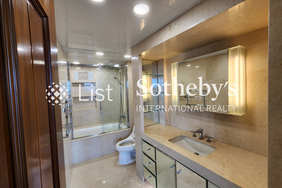 Circle Lodge 環翠園 | Master Bathroom