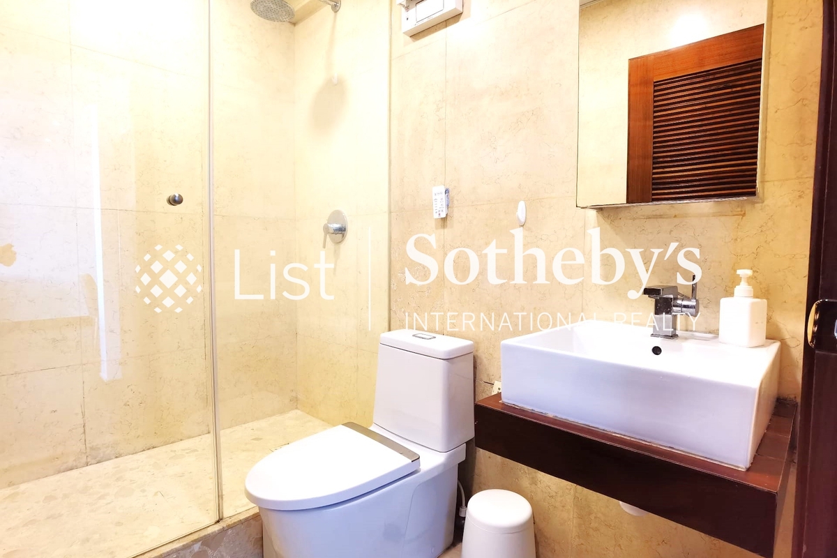 The Beachside The Beachside | Guest Bathroom