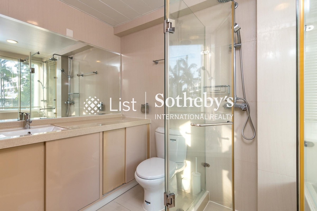 84 Repulse Bay Road 淺水灣道84號 | Second En-suite Bathroom
