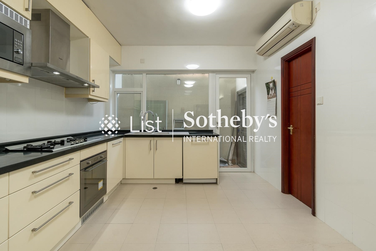 84 Repulse Bay Road 淺水灣道84號 | Kitchen