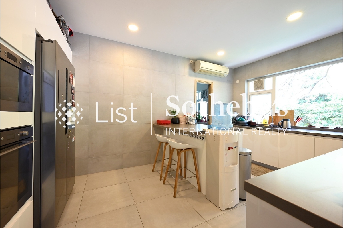 84 Repulse Bay Road 淺水灣道84號 | Kitchen