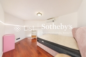 Belleview Place 寶晶苑 | Fourth En-suite Bedroom