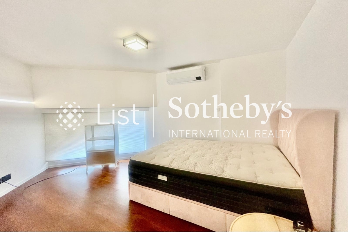 Belleview Place 寶晶苑 | Fourth En-suite Bedroom