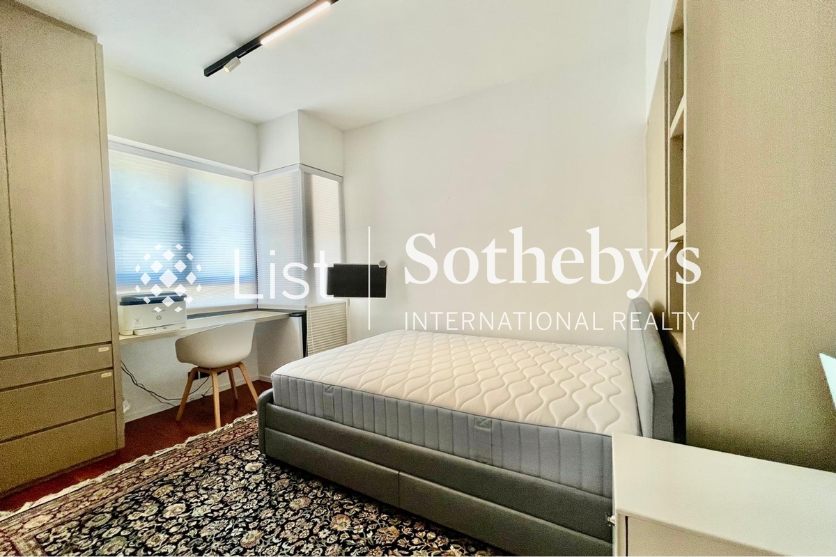 Belleview Place 寶晶苑 | Second En-suite Bedroom