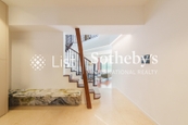Belleview Place 寶晶苑 | Foyer