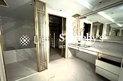 Belleview Place 宝晶苑 | Master Bathroom