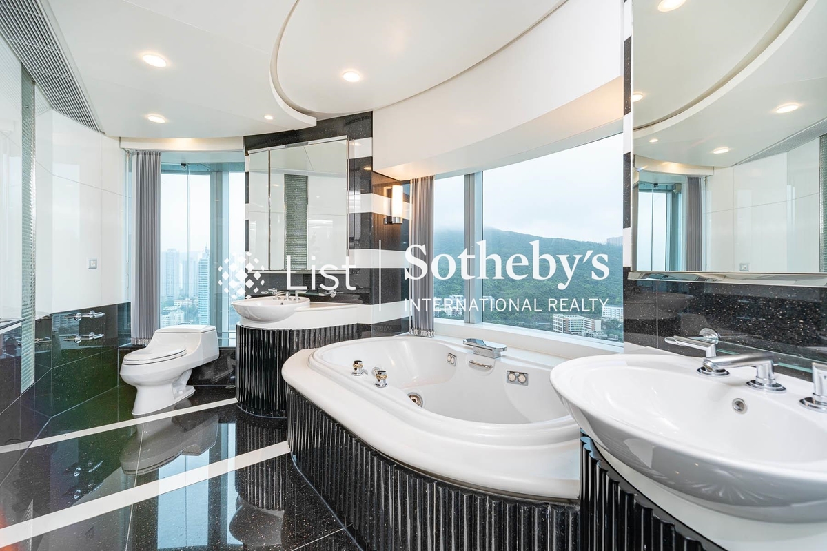 Highcliff 曉廬 | Master Bathroom