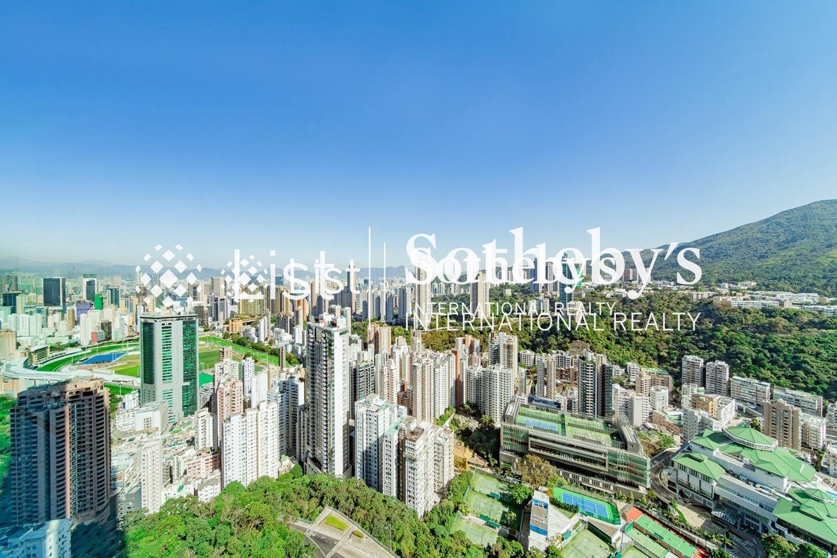 Highcliff 曉廬 | View from Living and Dining Room