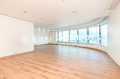 Highcliff 曉廬 | Living and Dining Room