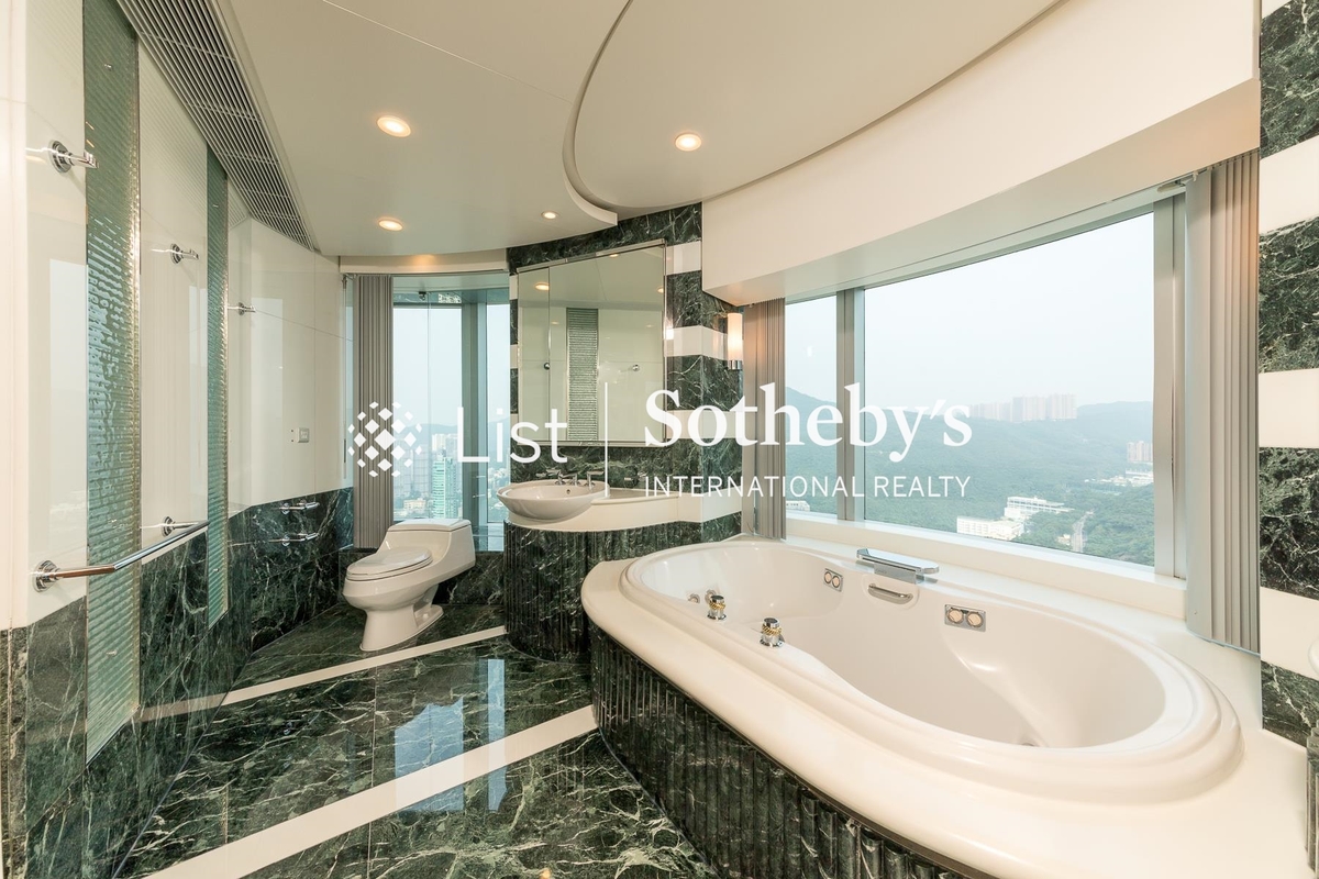 Highcliff 曉廬 | Master Bathroom