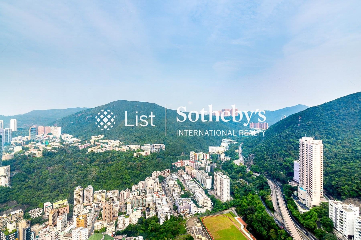 Highcliff 曉廬 | View from Living and Dining Room