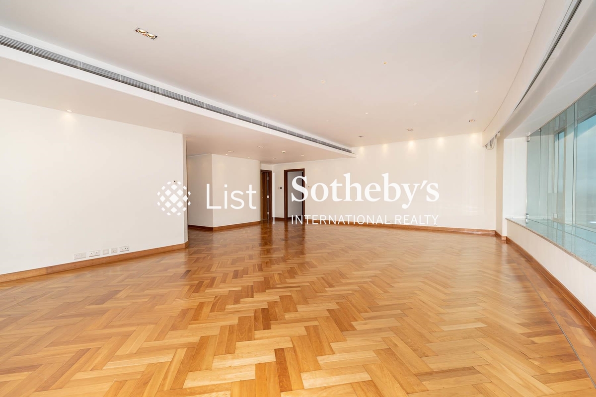 Highcliff 曉廬 | Living and Dining Room