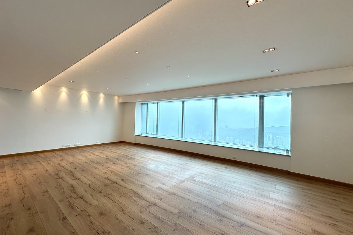 Highcliff 曉廬 | Living and Dining Room