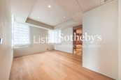 Verano 迎夏 | Walk-in Closet in Master Bedroom 