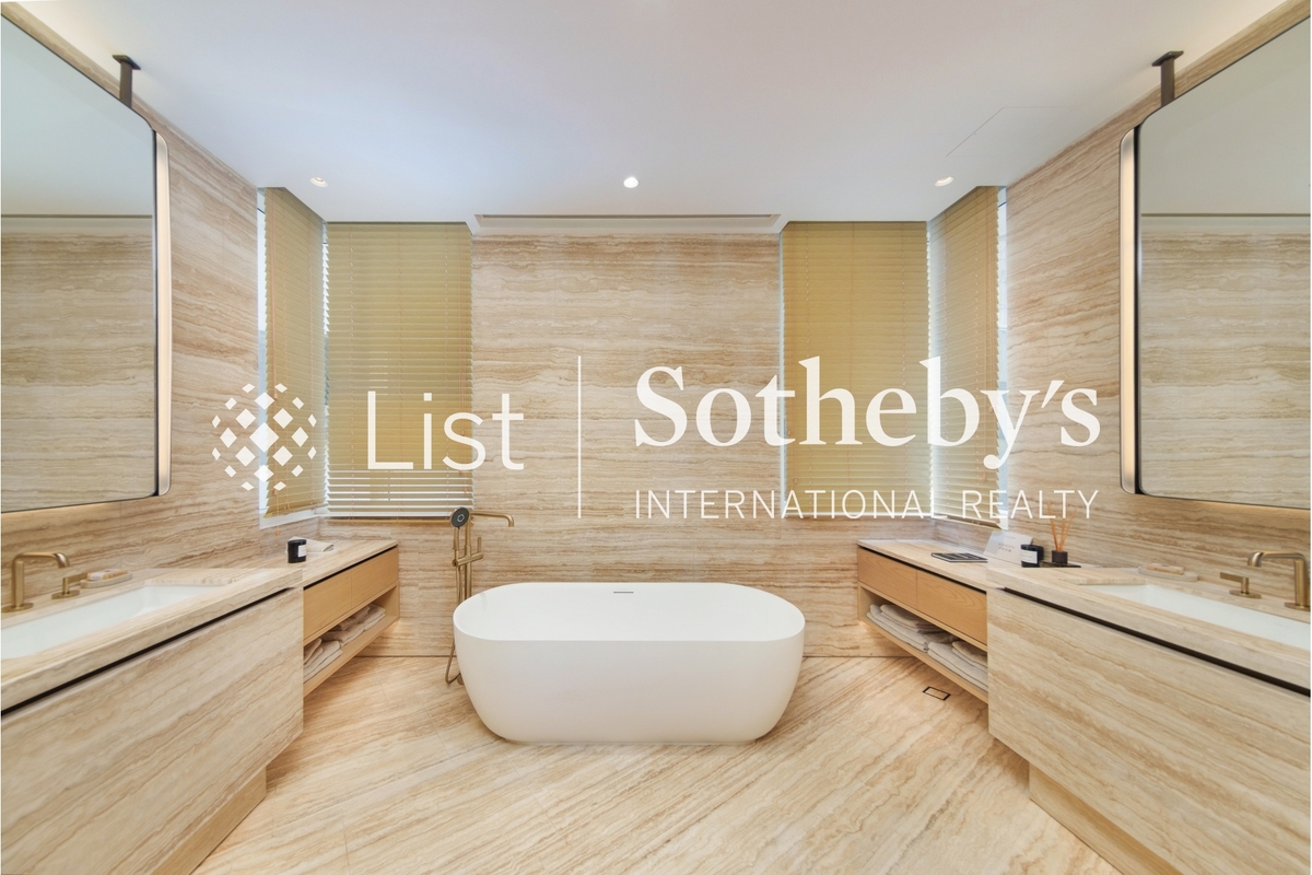 Verano 迎夏 | Master Bathroom