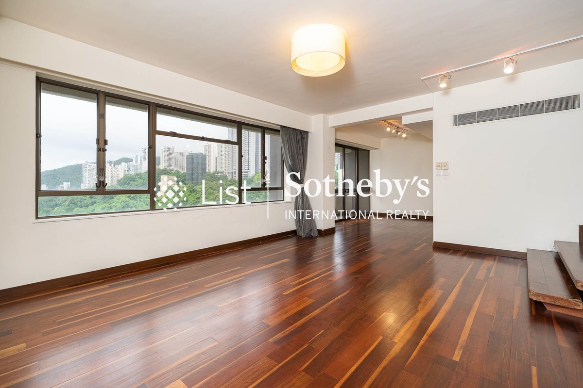 Broadwood Park 柏樂苑 | Living Room