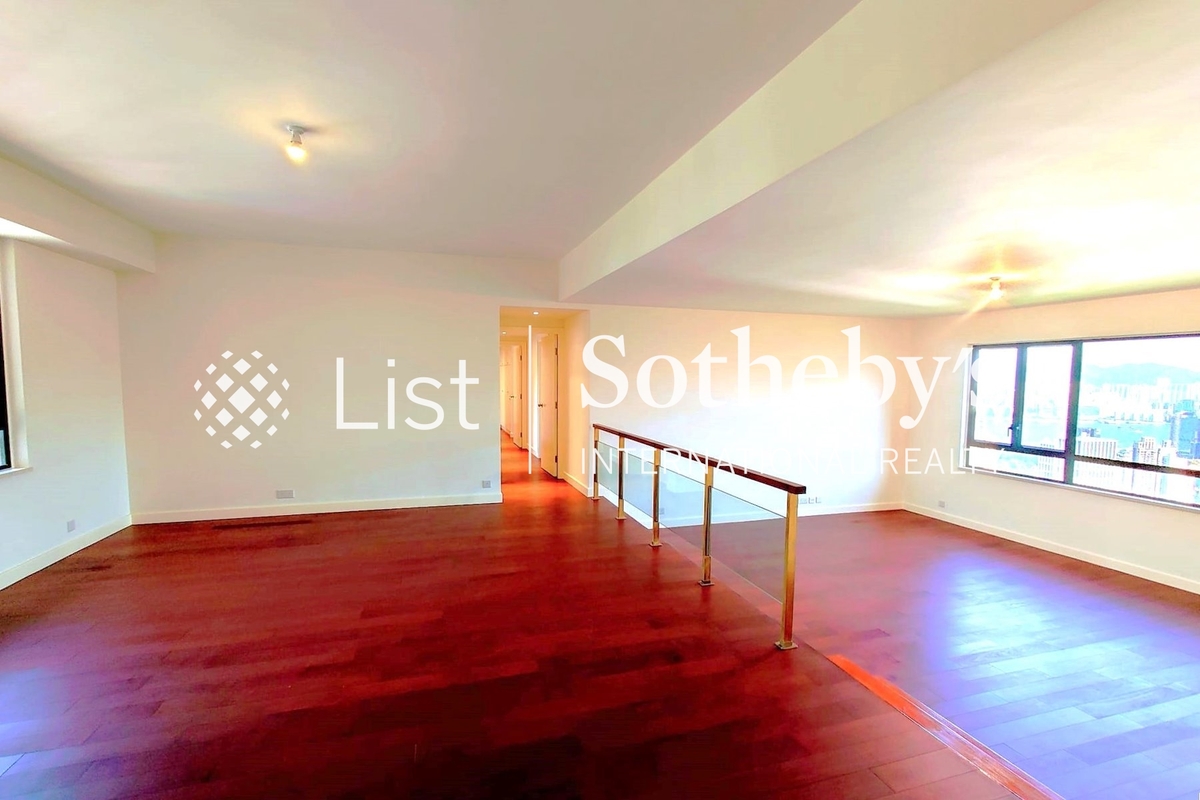 Broadwood Park 柏樂苑 | View from Living and Dining Room