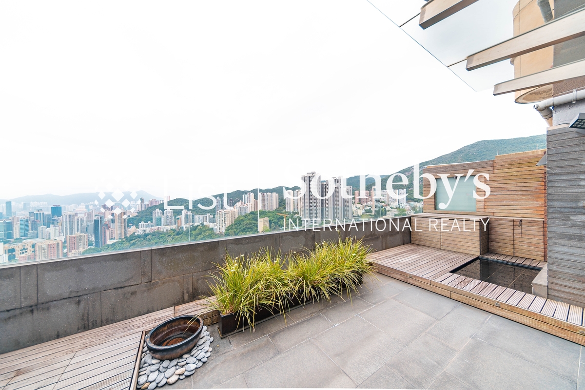 Broadwood Park 柏乐苑 | Private Terrace off Living and Dining Room