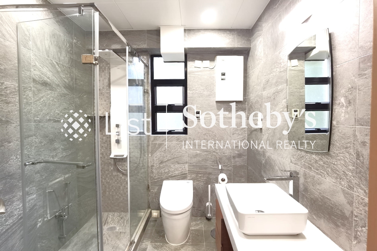 Nicholson Tower 蔚豪苑 | Guest Bathroom