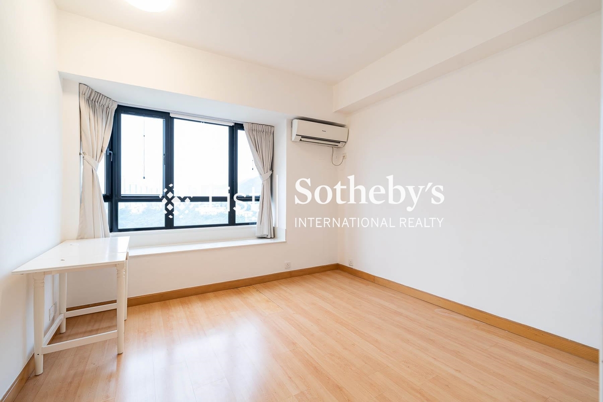 Nicholson Tower 蔚豪苑 | Third Bedroom