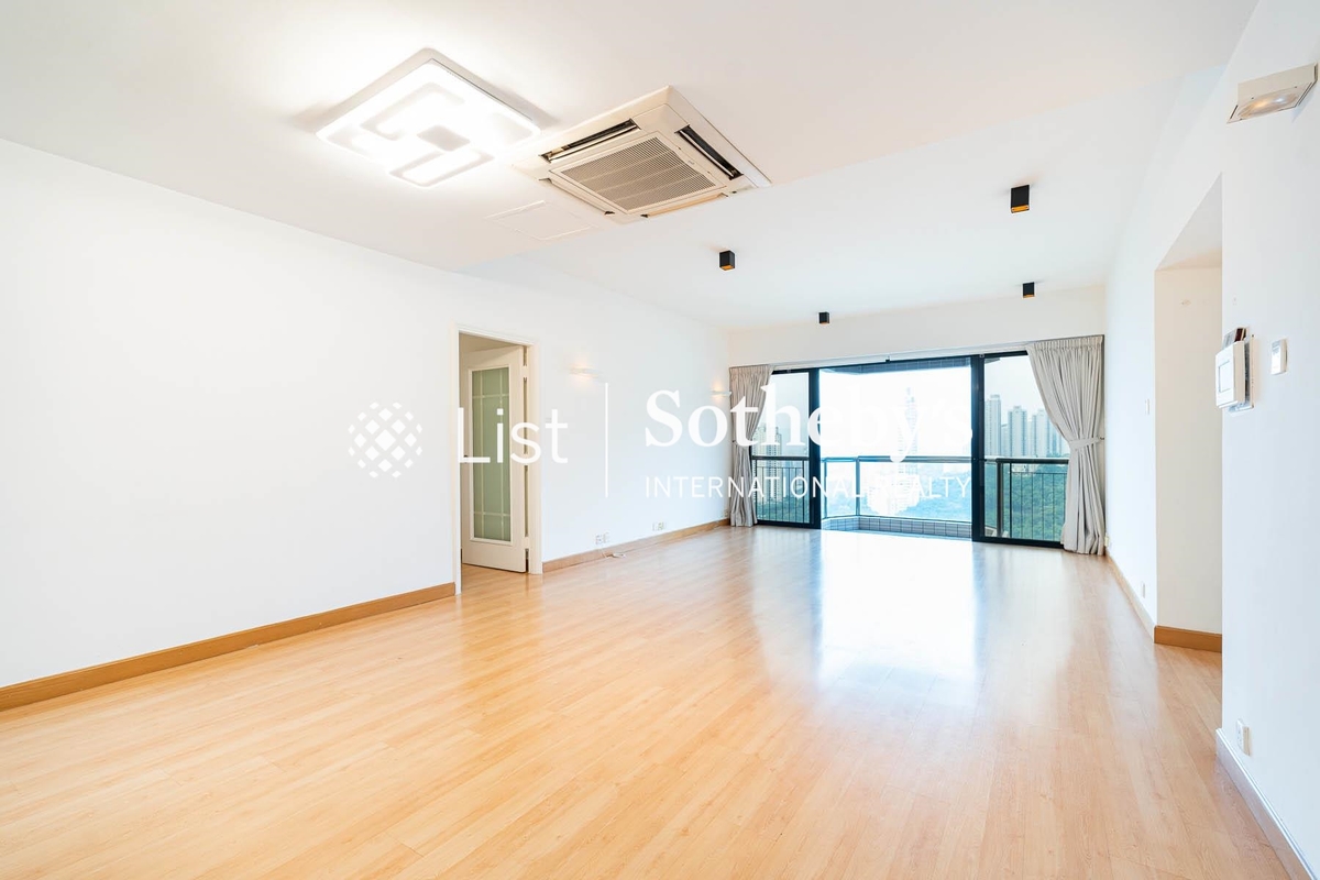 Nicholson Tower 蔚豪苑 | Living and Dining Room