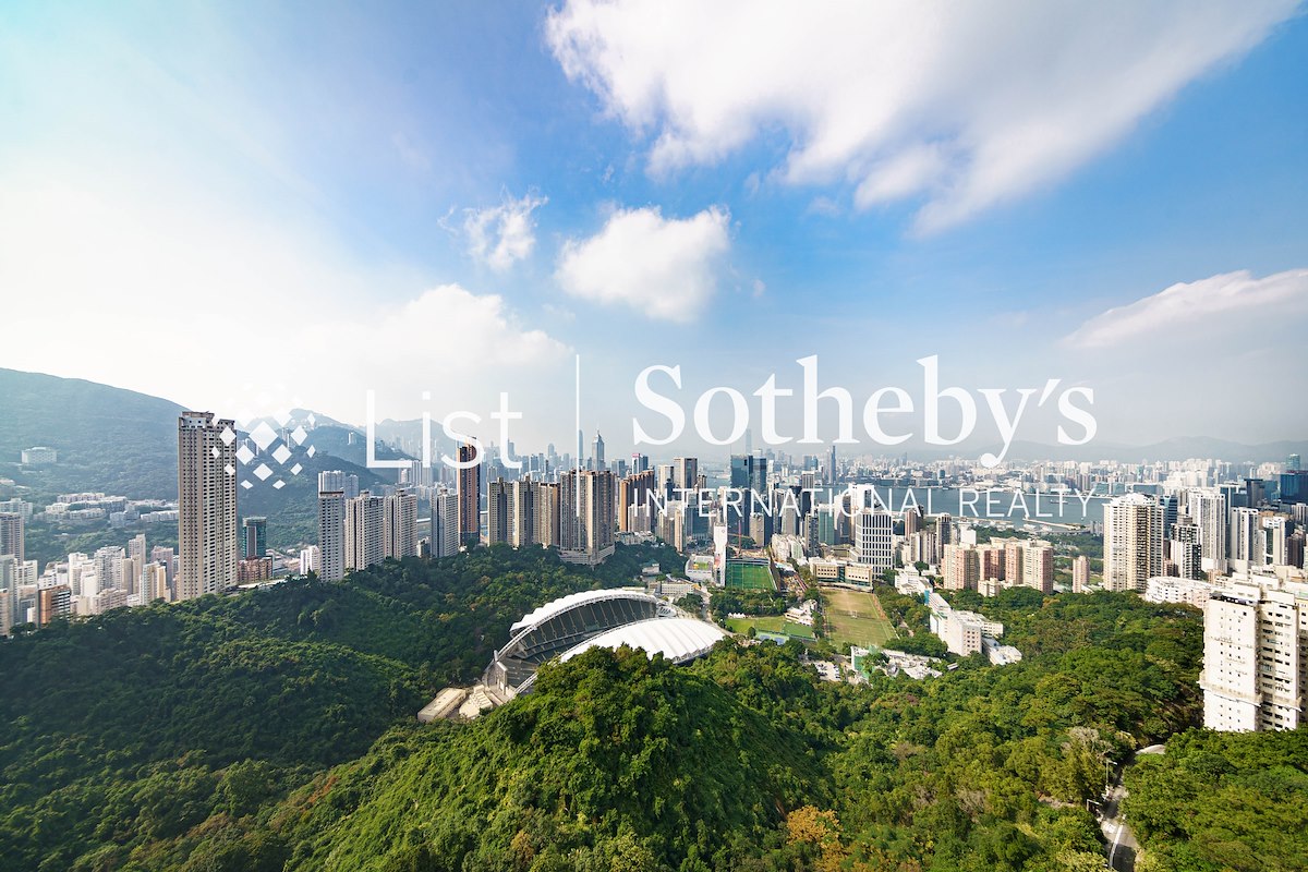 Cavendish Heights 嘉雲臺 | View from Living and Dining Room