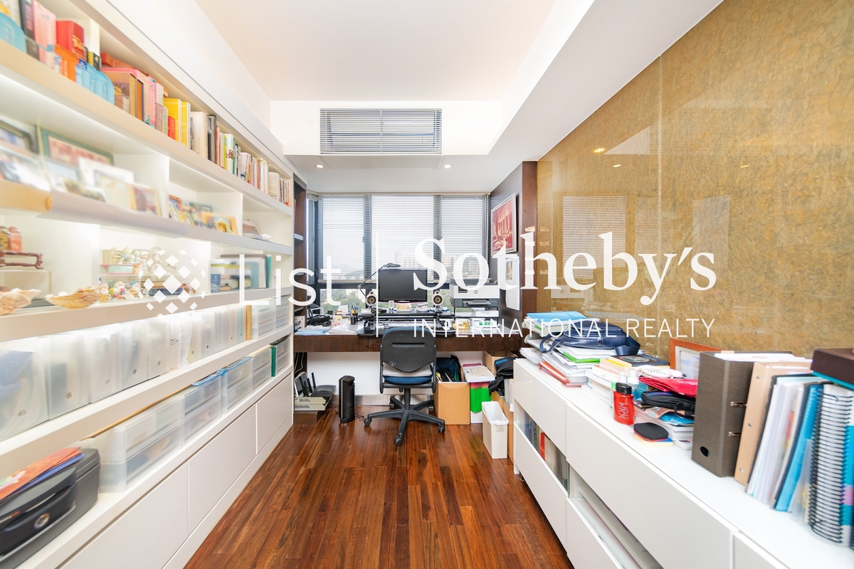 Nicholson Tower 蔚豪苑 | Fourth Bedroom