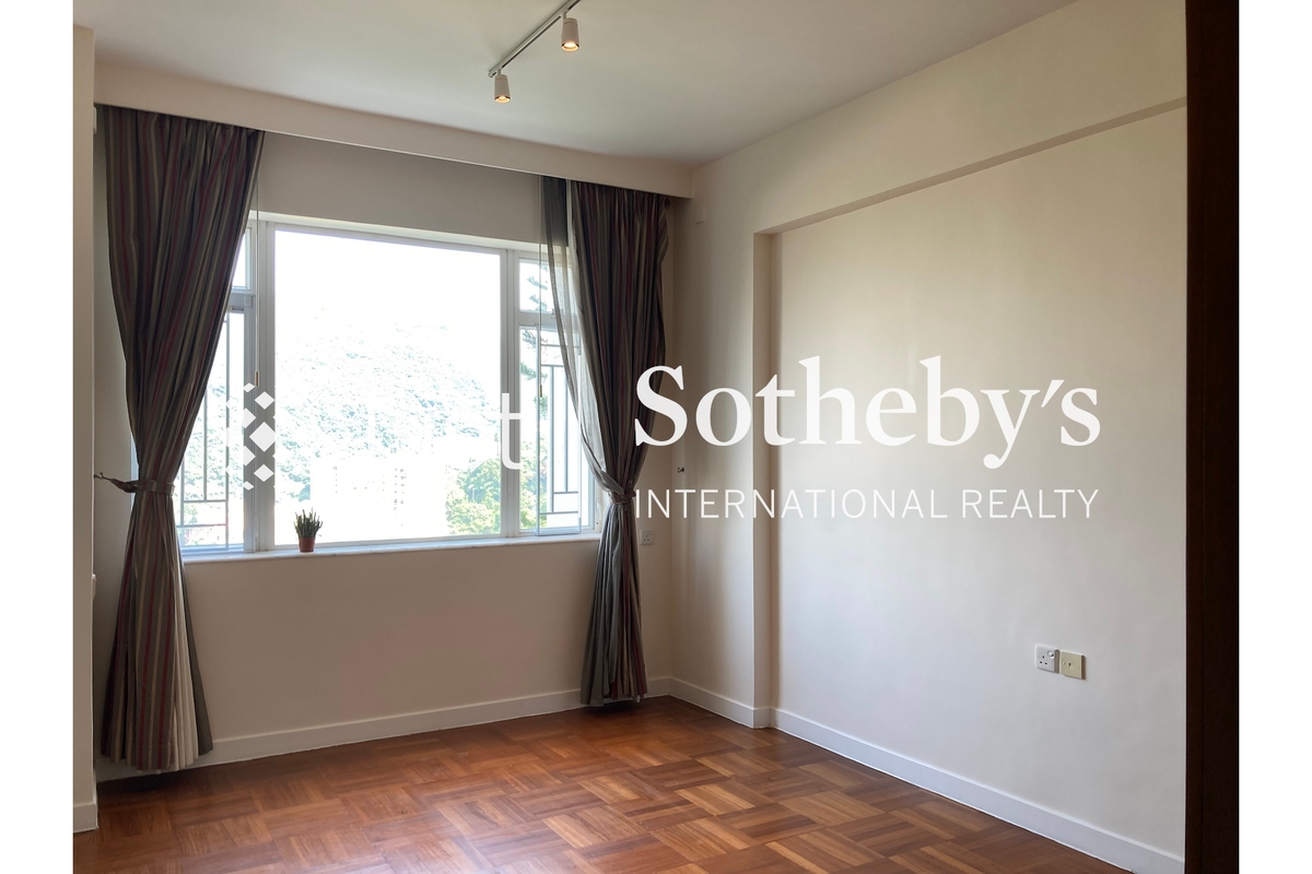 Bellevue Court 碧蕙園 | 2nd ensuite bedroom