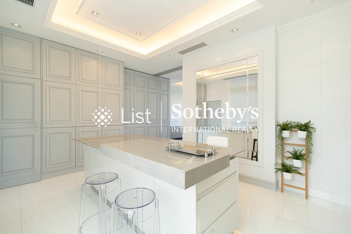 Infinity Infinity | Kitchen