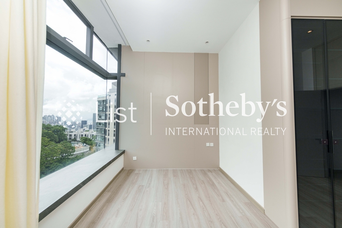Infinity Infinity | Second En-suite Bedroom