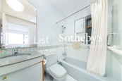 Evergreen Villa 松柏新邨 | Master Bathroom