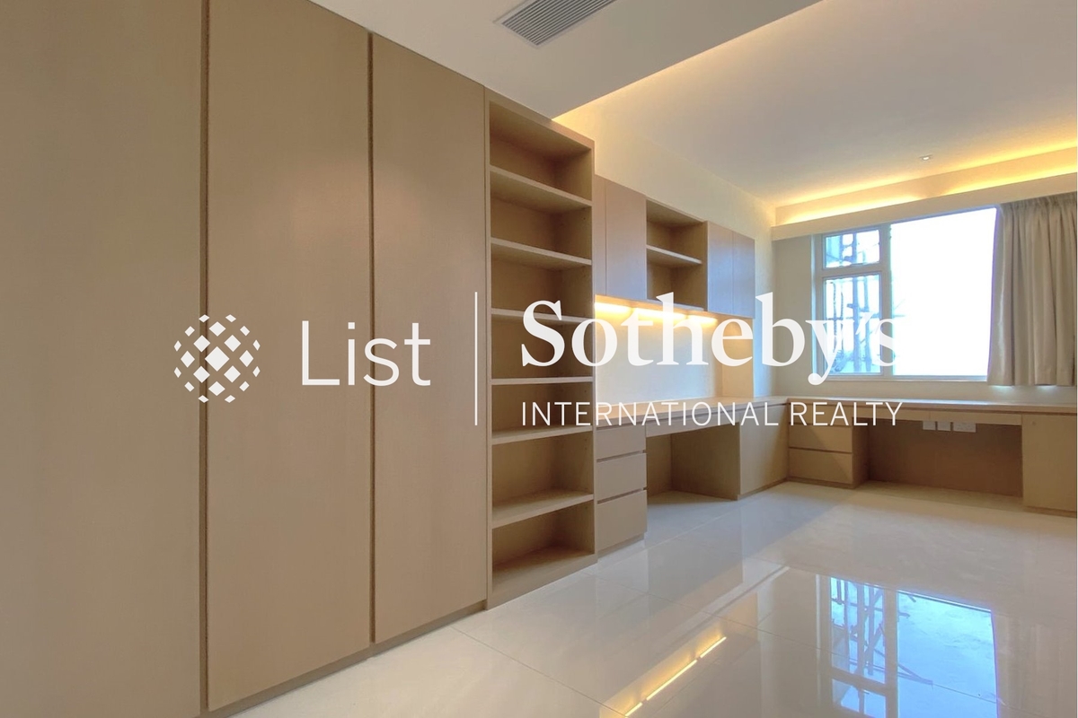 Evergreen Villa 松柏新邨 | Second Bedroom