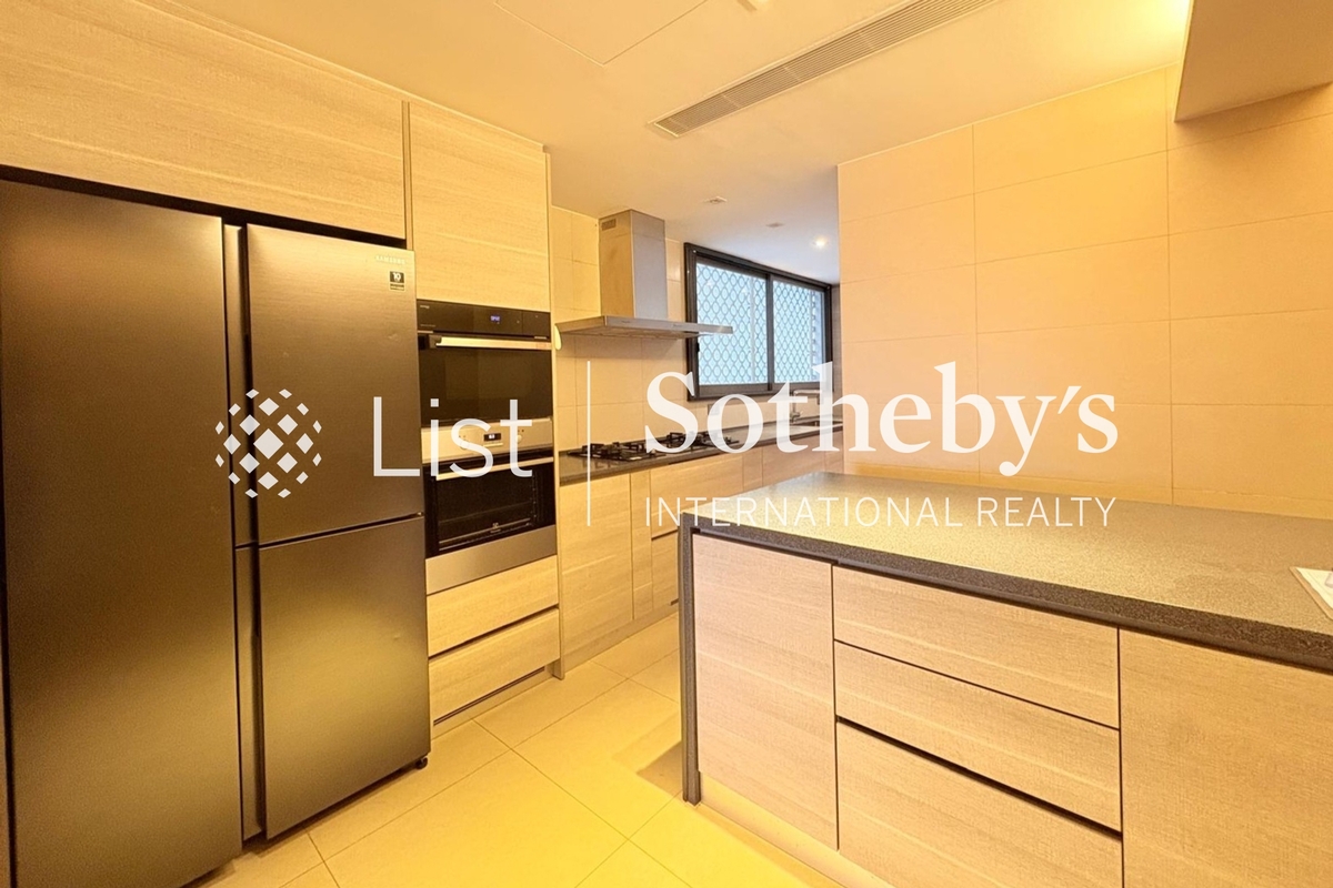 Evergreen Villa 松柏新邨 | Kitchen