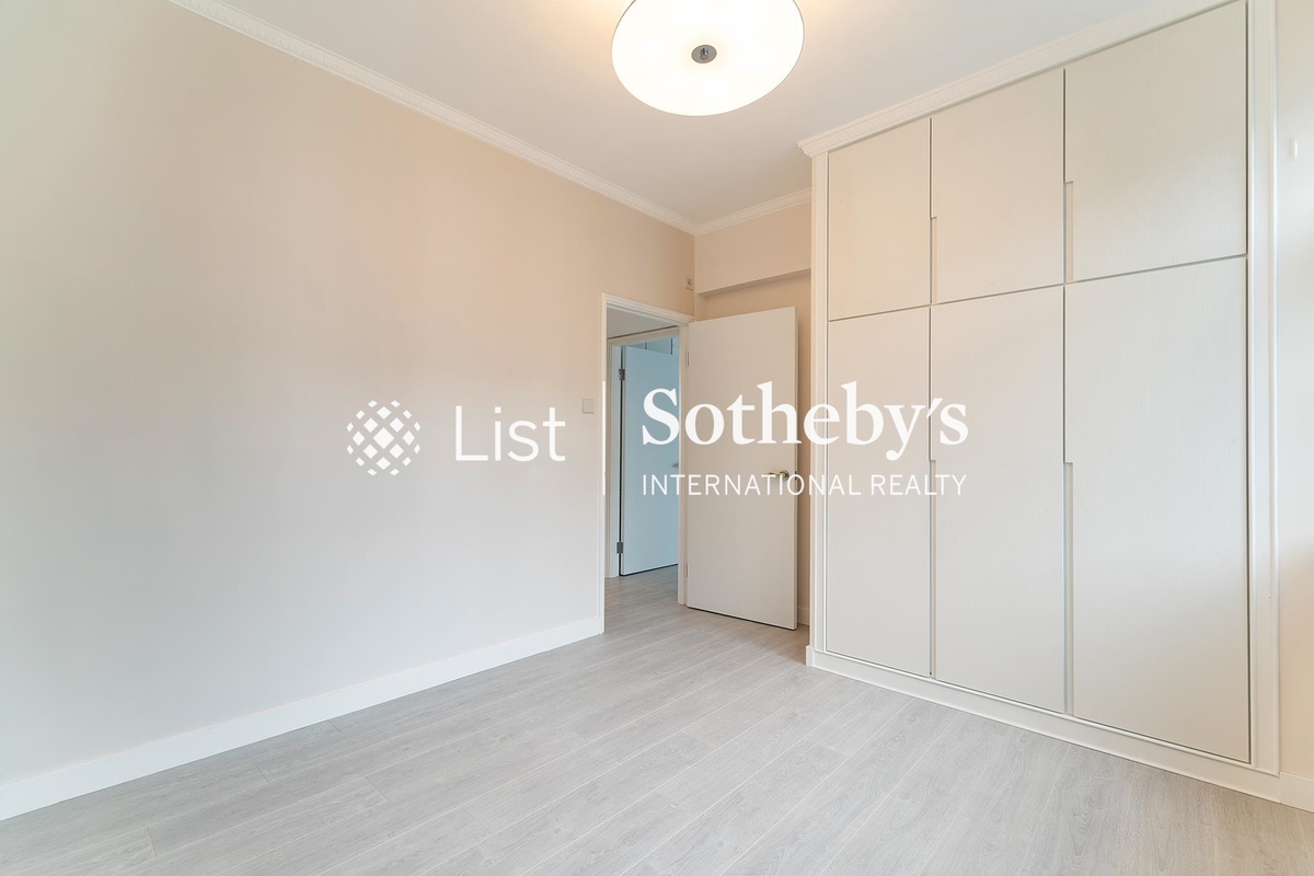Evergreen Villa 松柏新邨 | Second Bedroom
