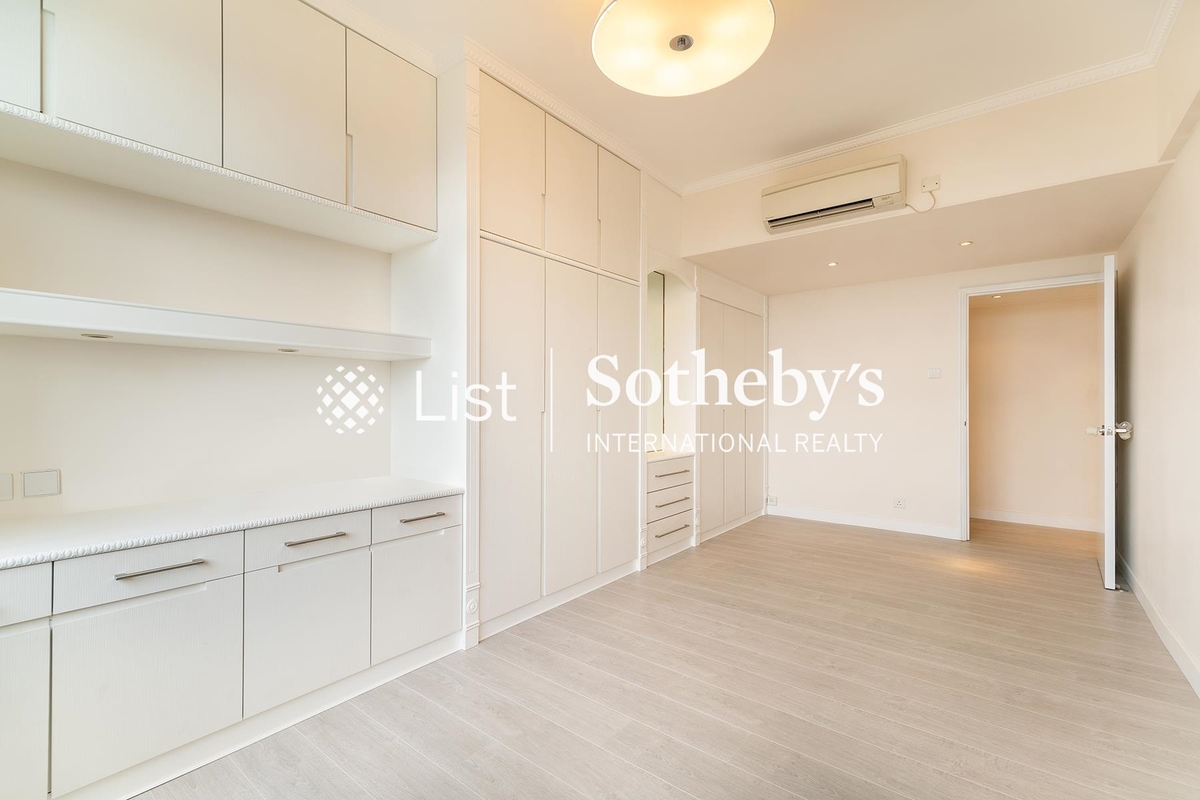 Evergreen Villa 松柏新邨 | Fourth Bedroom