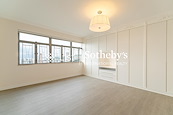 Evergreen Villa 松柏新邨 | Master Bedroom