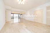 Evergreen Villa 松柏新邨 | Living and Dining Room