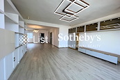 Evergreen Villa 松柏新邨 | Living and Dining Room
