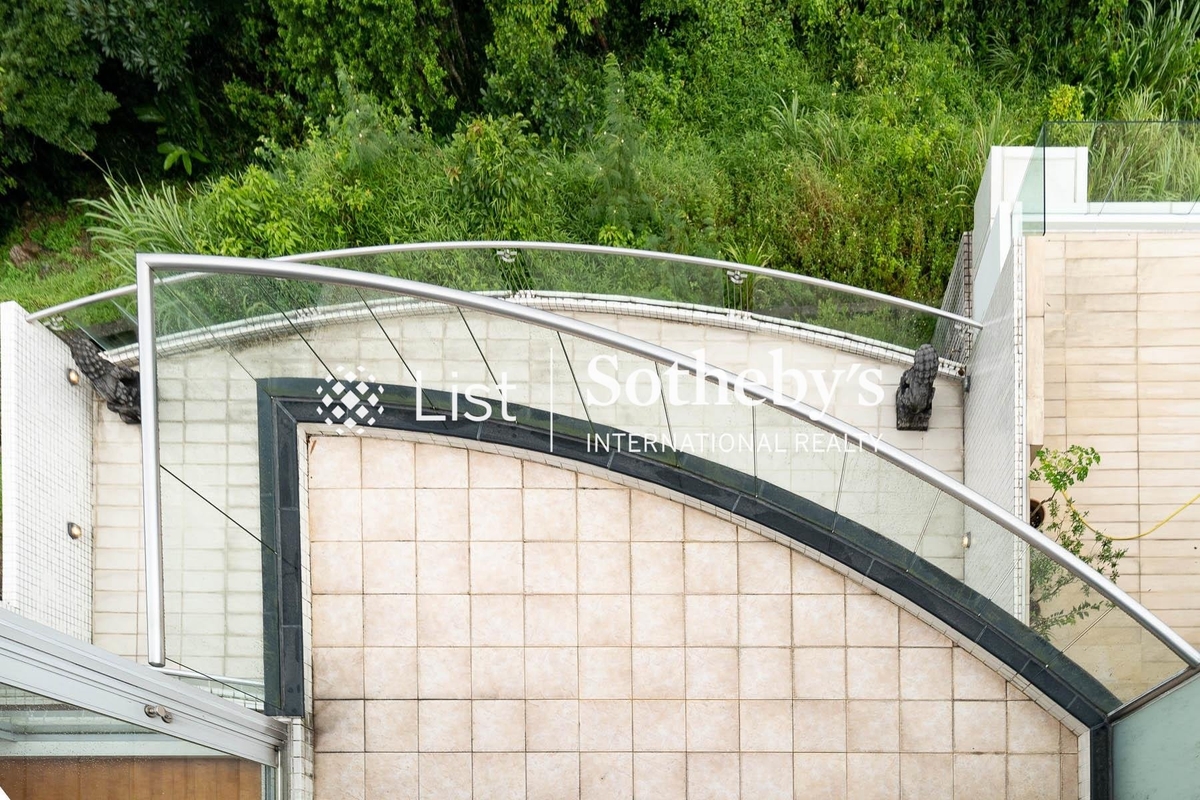 No. 11 Pollock's Path 普乐道11号 | Private Terrace off Master Bedroom