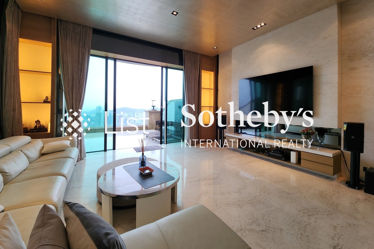 Severn 8 倚巒 | Living and Dining Room