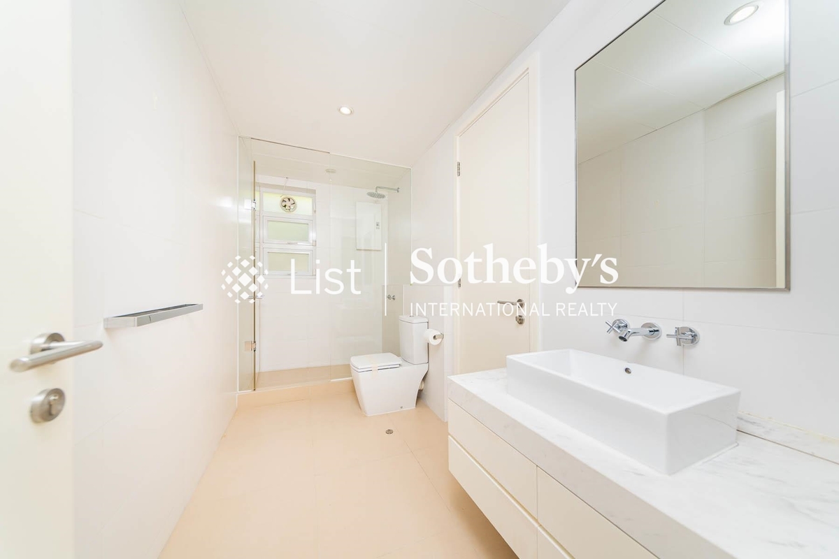 98 Repulse Bay Road 浅水湾道98号 | Third En-suite Bathroom